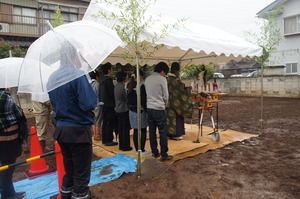 雨の地鎮祭