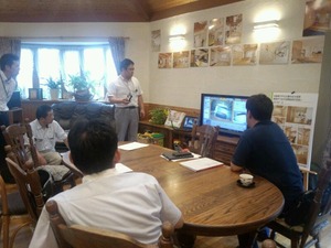 床下ロボットと屋根上調査カメラ